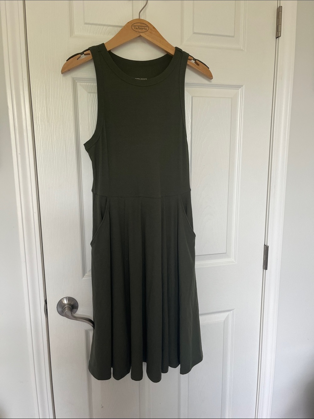 torrid Olive Green Sleeveless Pocket Midi Dress